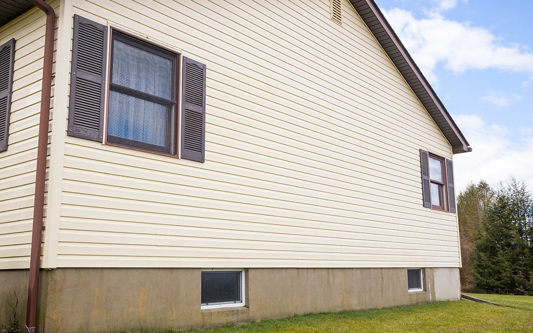 How to Inspect Your Siding for Damage